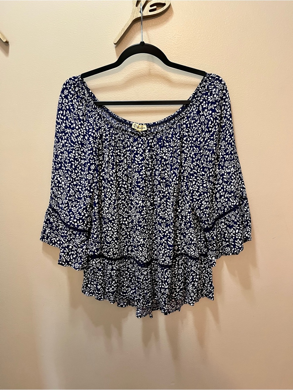 Democracy Boho Navy Floral Peasant Top Size Medium